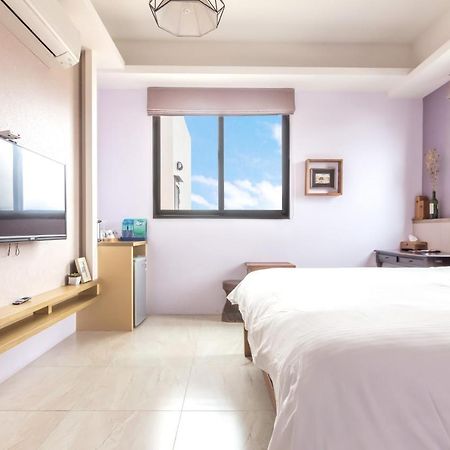 Jhongshan Building Bed And Breakfast Hualien City Ngoại thất bức ảnh