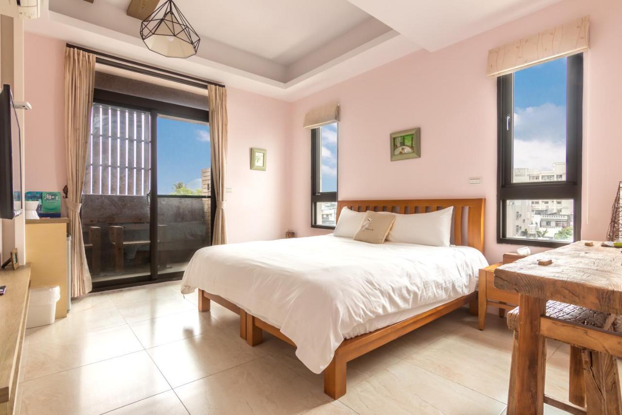 Jhongshan Building Bed And Breakfast Hualien City Ngoại thất bức ảnh